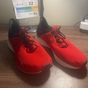 New Balance - Fresh Foam ROAV Red